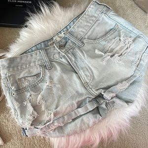 Abercrombie & Fitch Low Rise Short